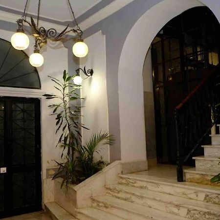 Beautiful Apartment Next To Piazza Di Spagna Rome Exterior photo
